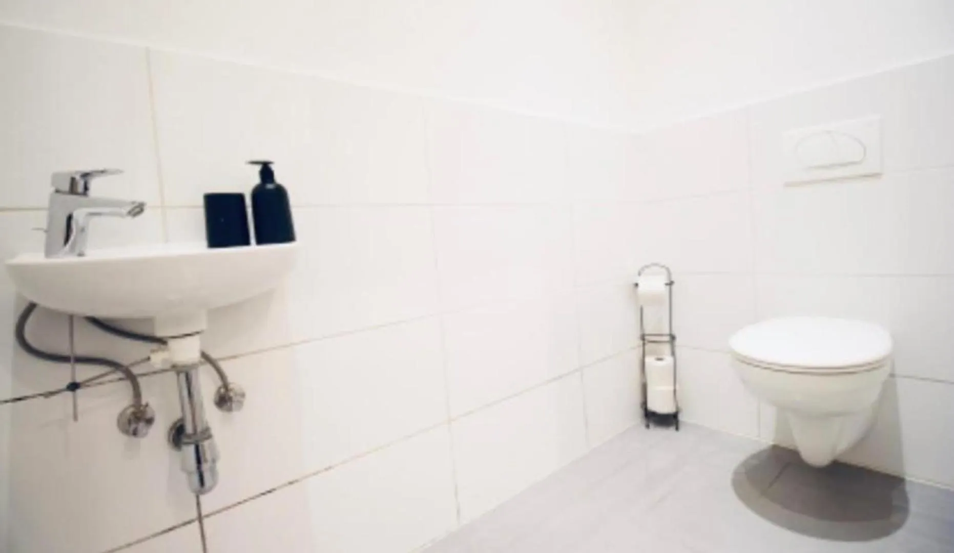 Apartment Lovely 2Br Apt With Modern Amenities Near Augarten Vienna Austria